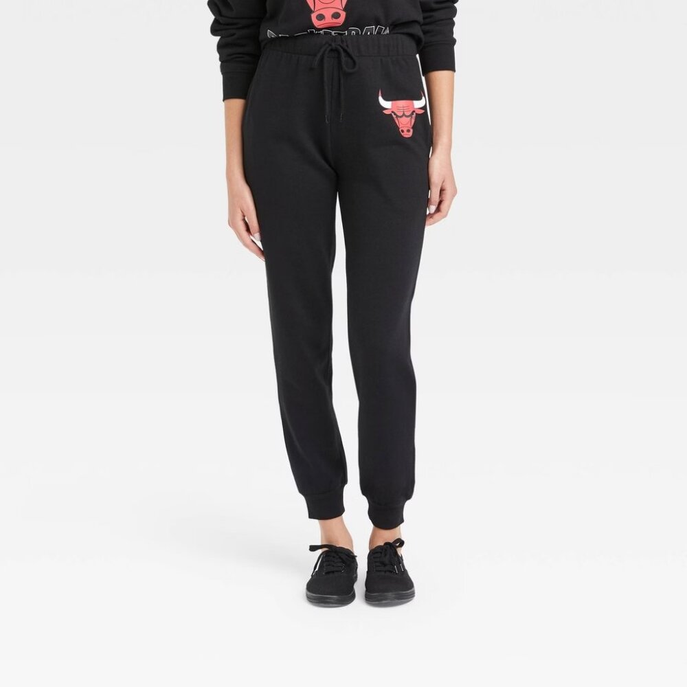 Women's NBA Chicago Bulls Graphic Jogger Pants - Black, XX-Large